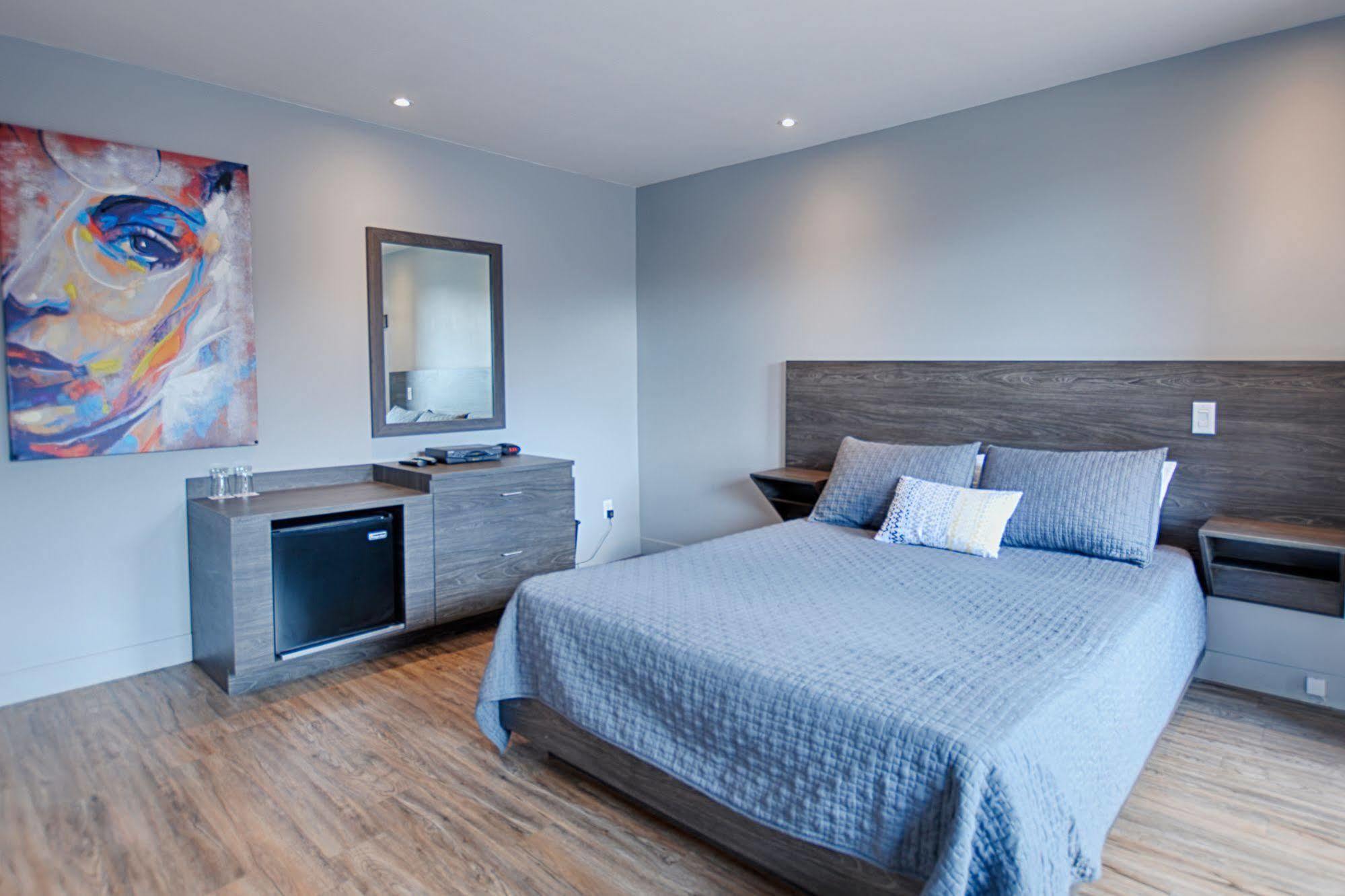Le Fabreville Motel & Suites Laval Ngoại thất bức ảnh